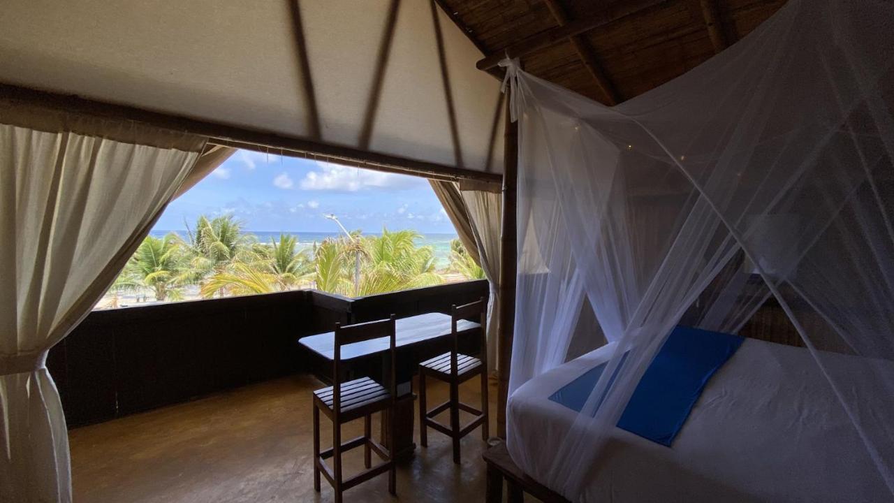 Eco Cabanas Bluekay Hotel Mahahual Bagian luar foto