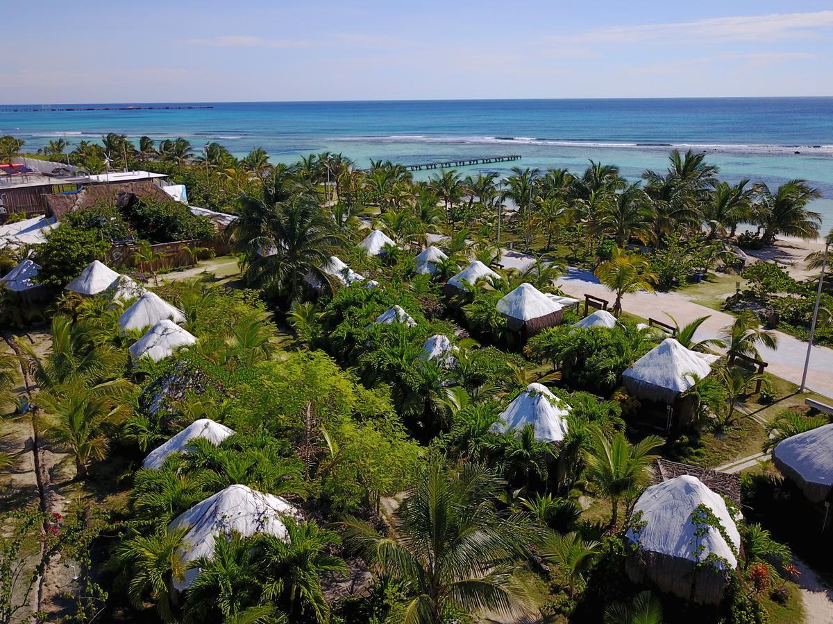 Eco Cabanas Bluekay Hotel Mahahual Bagian luar foto